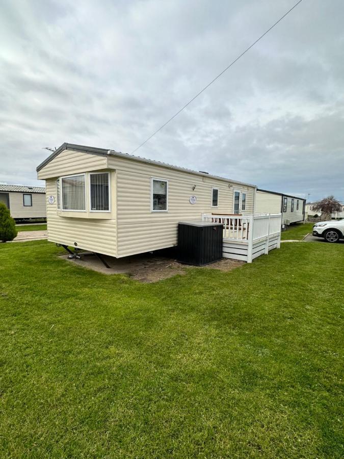 Отель 6 Berth Caravan On Marine Holiday Park Рил Экстерьер фото